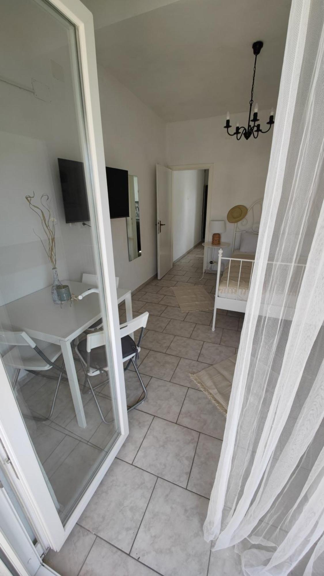 Vila Sentio Mare-Apartments Livaic Zeljko Pirovac Exteriör bild