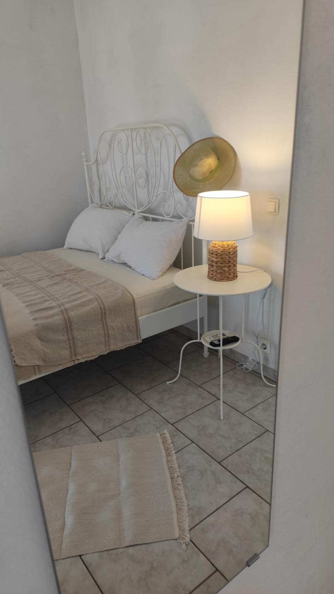 Vila Sentio Mare-Apartments Livaic Zeljko Pirovac Exteriör bild