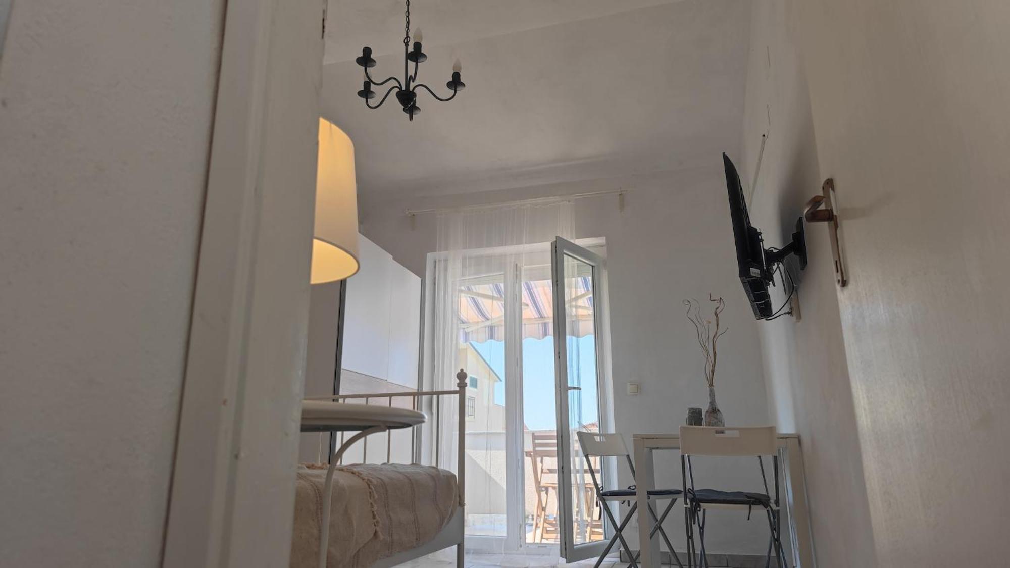 Vila Sentio Mare-Apartments Livaic Zeljko Pirovac Exteriör bild